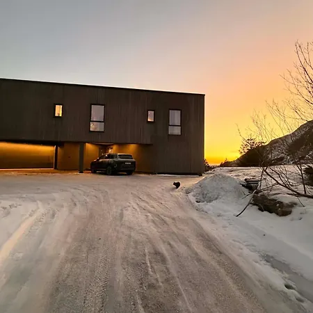 Beautiful And Modern At Lejlighed *
