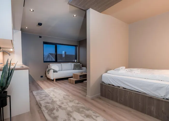 Lägenhet Beautiful And Modern At Ballstad